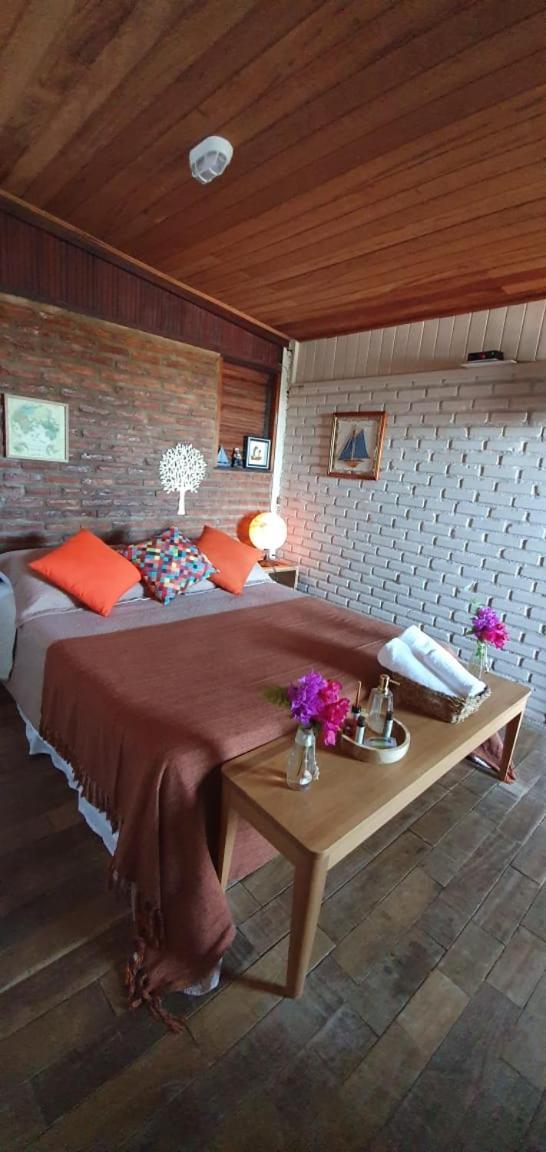 Hospedaria Rosa Dos Ventos マラタイーゼス 部屋 写真